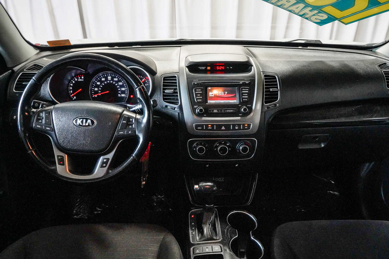 2015 Kia Sorento LX 11