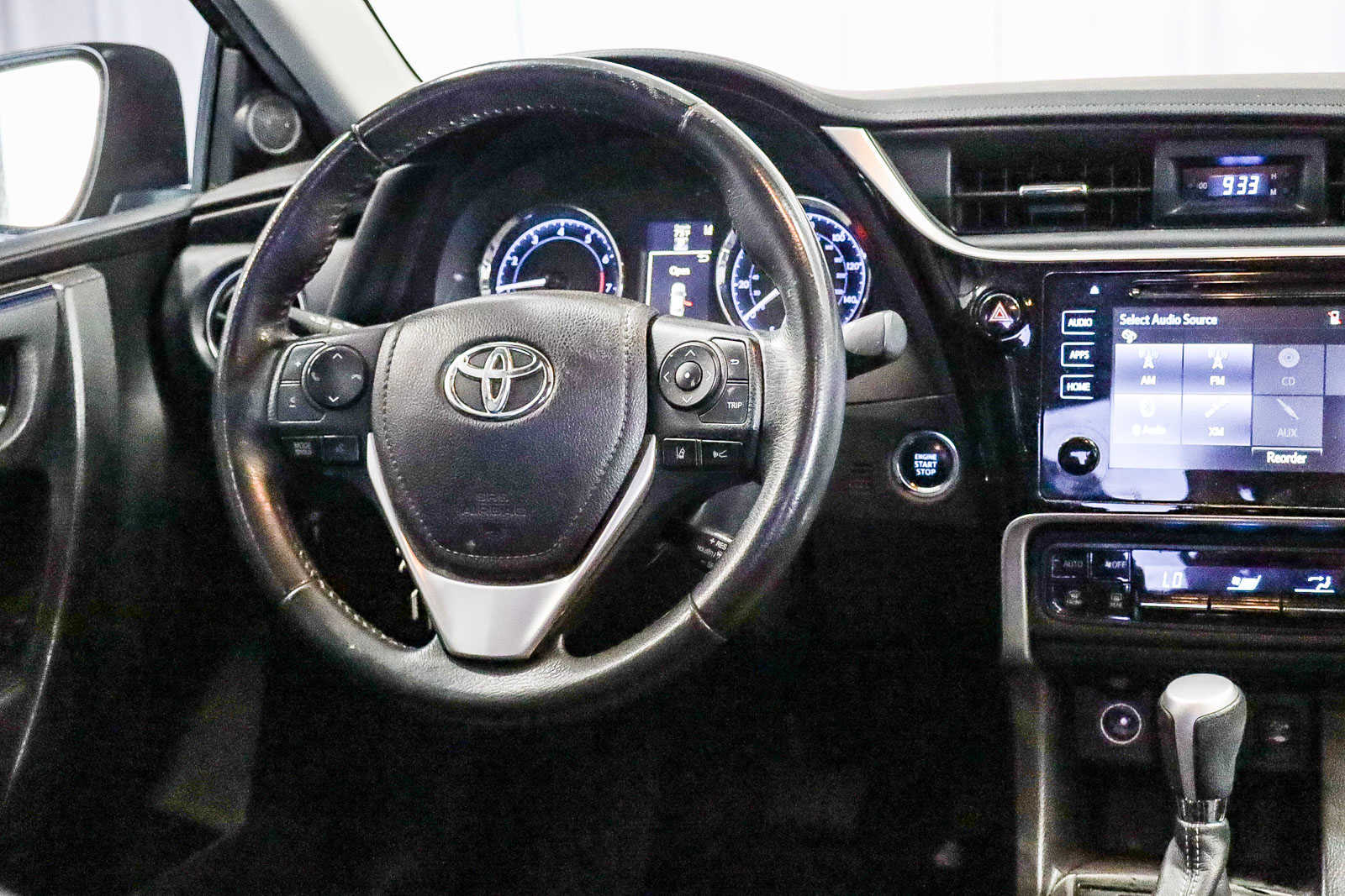 2017 Toyota Corolla XSE 15