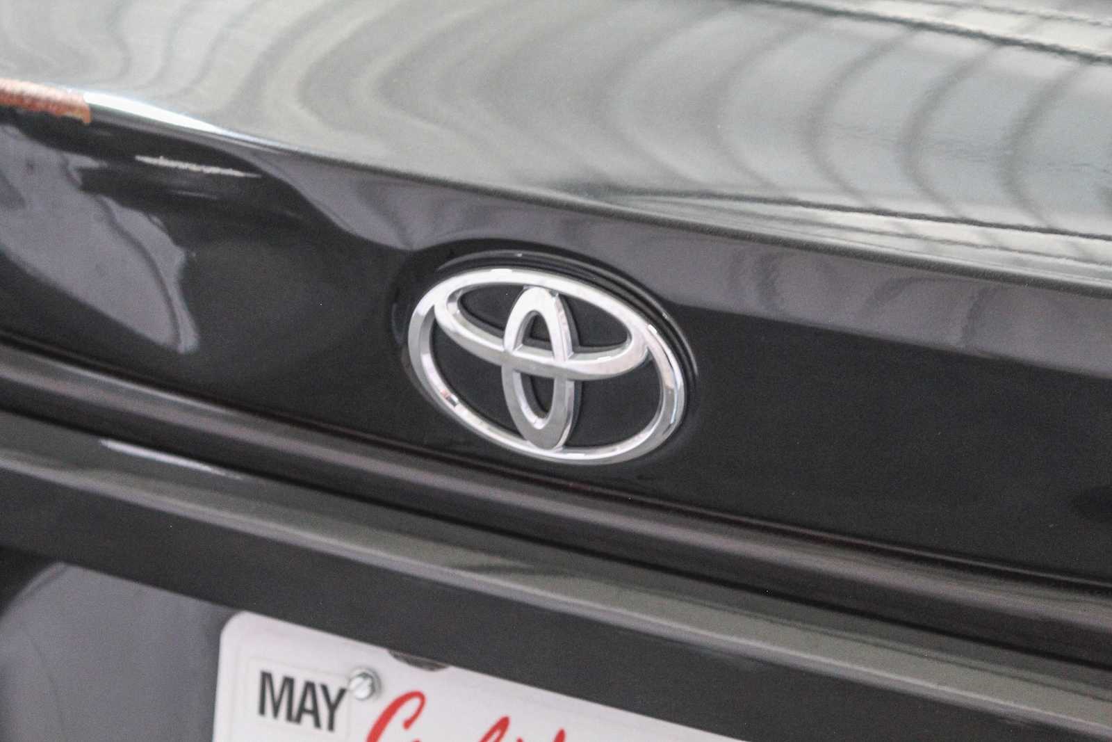 2022 Toyota Corolla LE 12