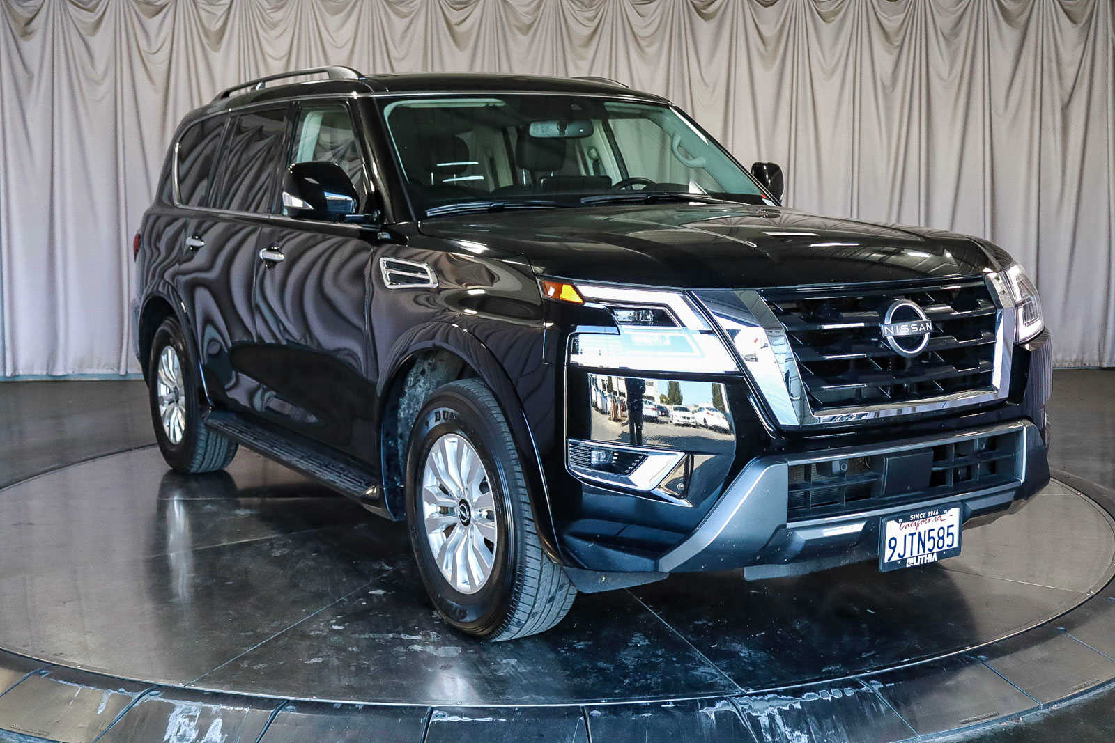 2023 Nissan Armada SV 5