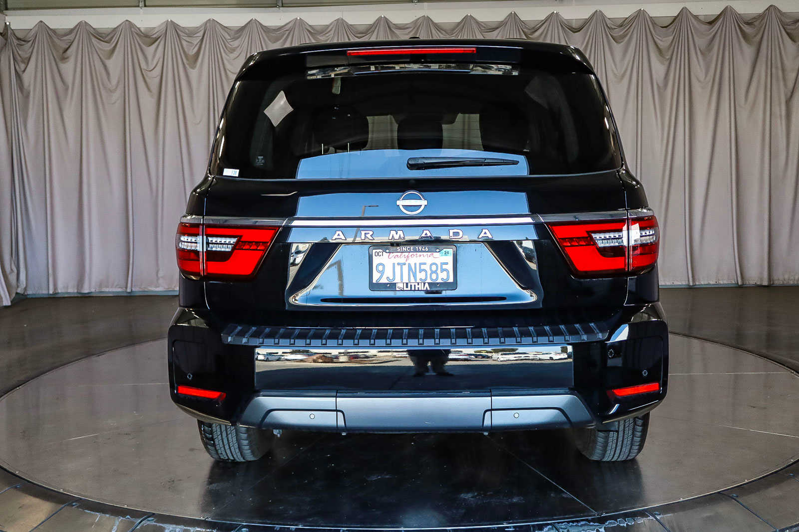 2023 Nissan Armada SV 3