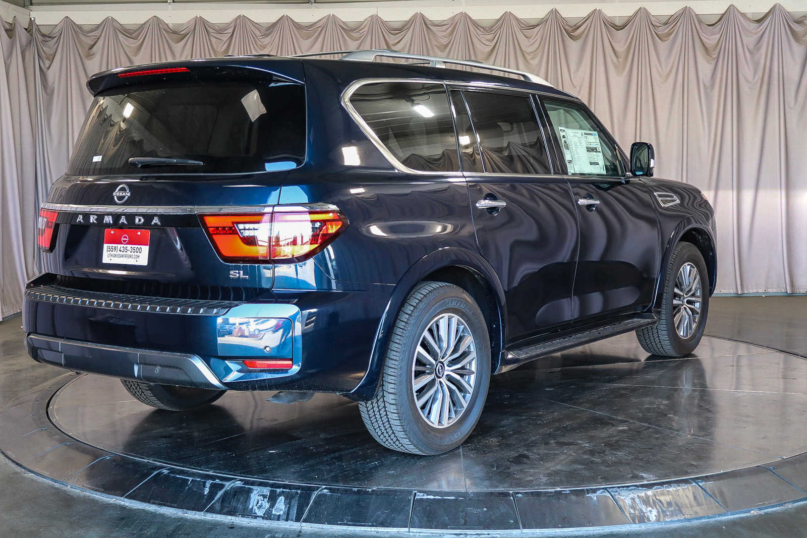 2024 Nissan Armada SL 4