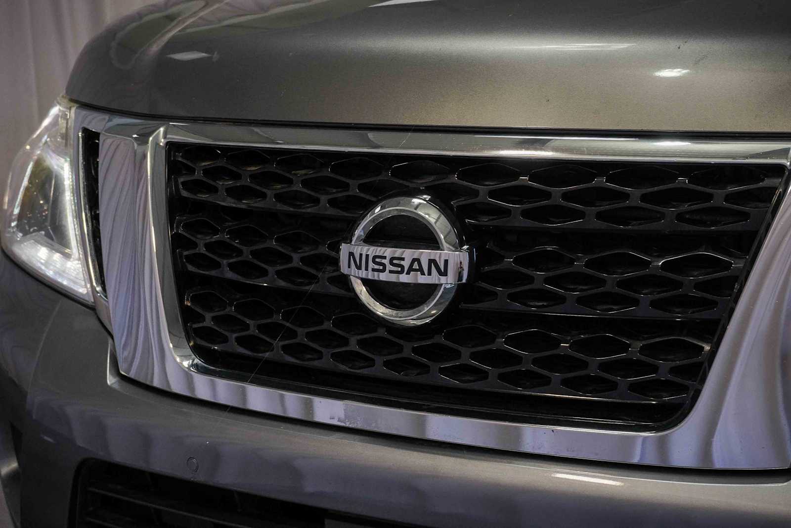 2020 Nissan Armada SV 8