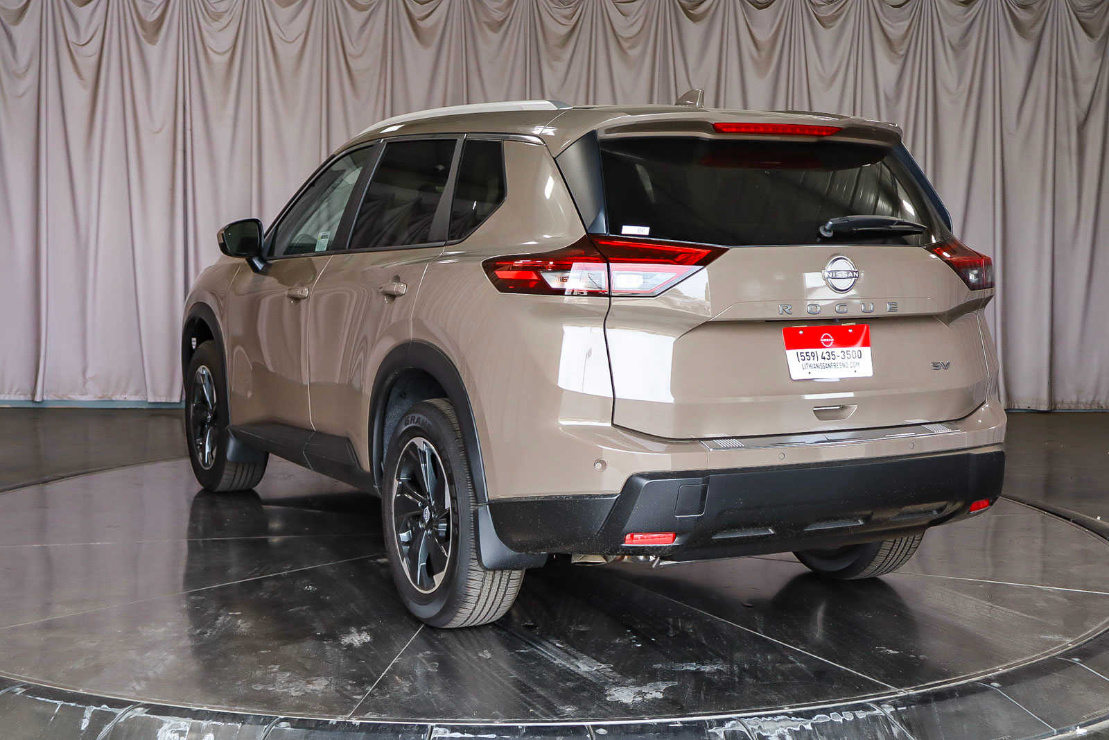 2024 Nissan Rogue SV 2