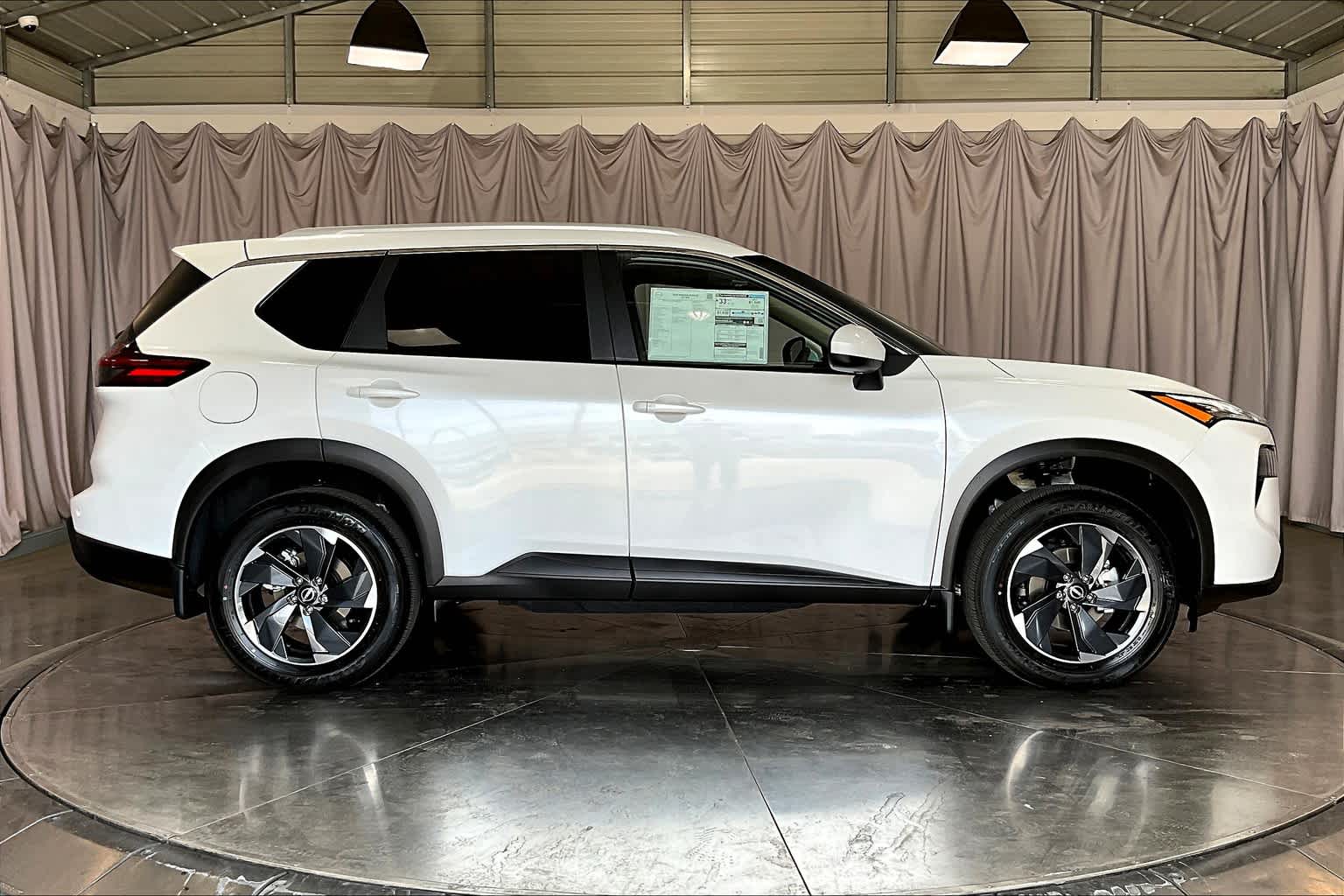 2024 Nissan Rogue SV 22