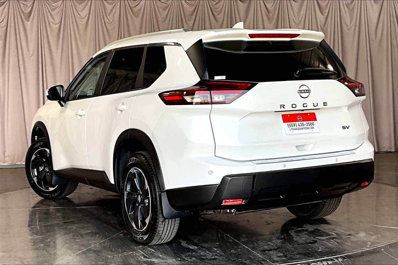 2024 Nissan Rogue SV 4