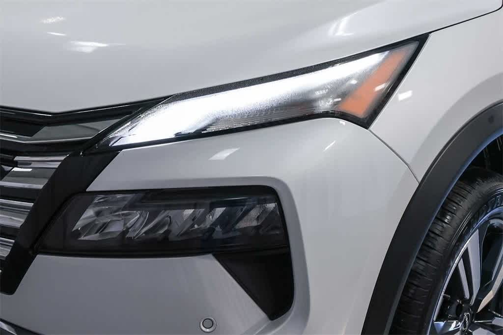New 2025 Nissan Rogue SL New 2025 Nissan Rogue SL