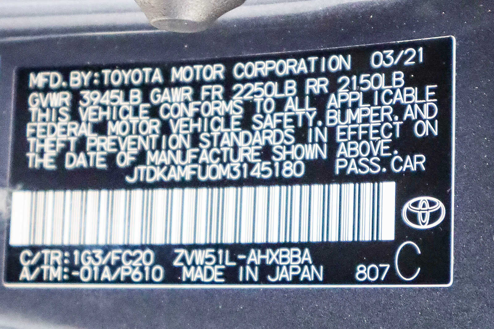 2021 Toyota Prius L Eco 28