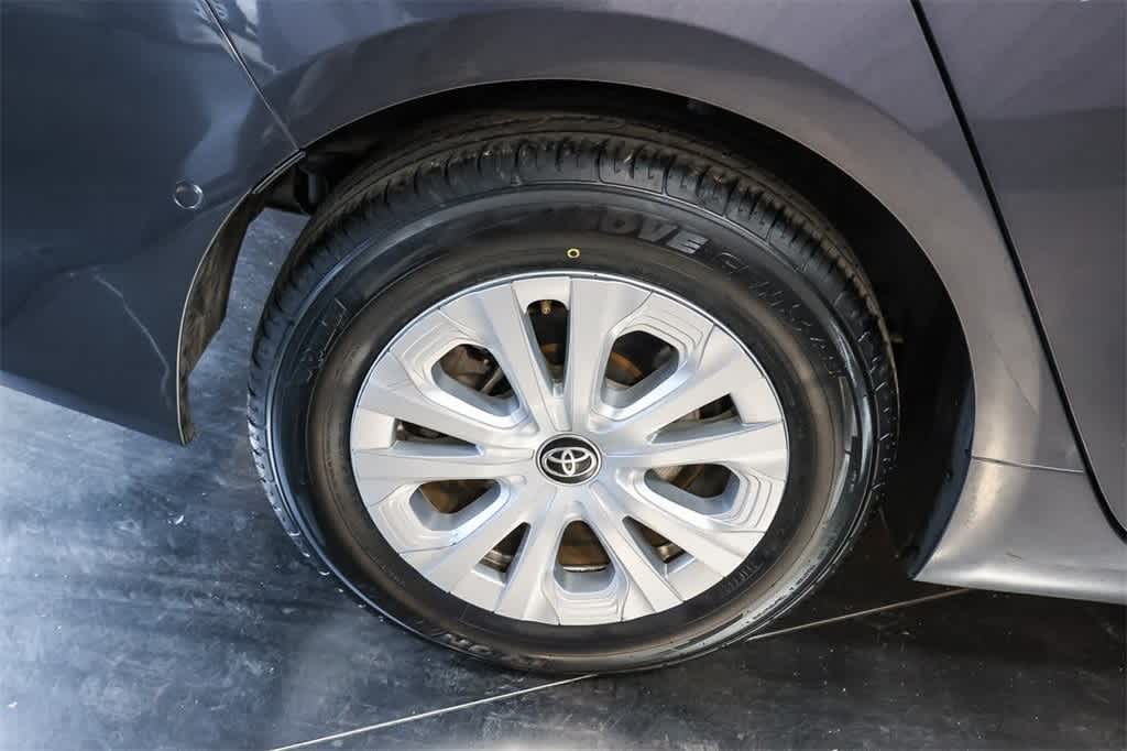 Used 2022 Toyota Prius L Eco