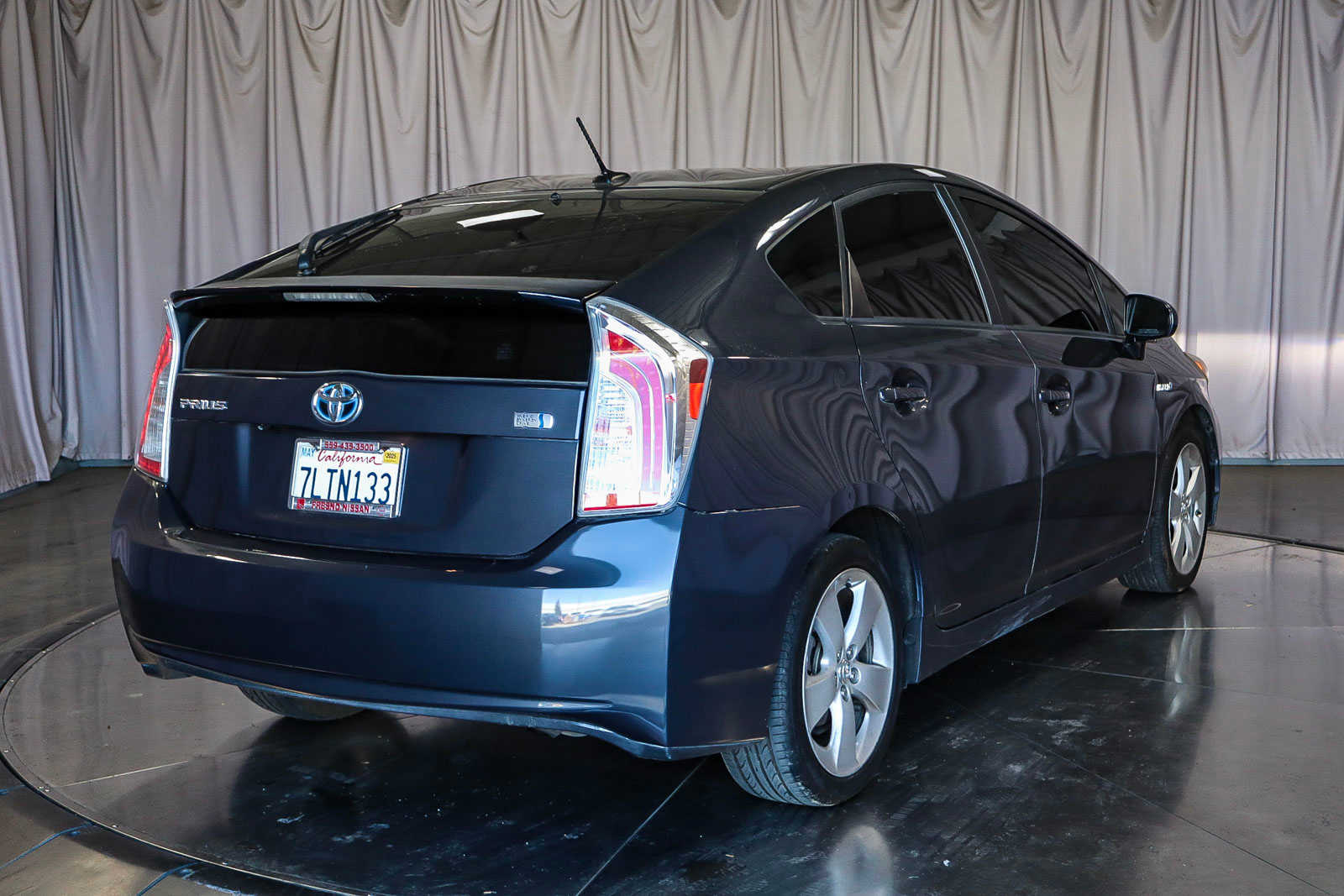 2015 Toyota Prius Five 4