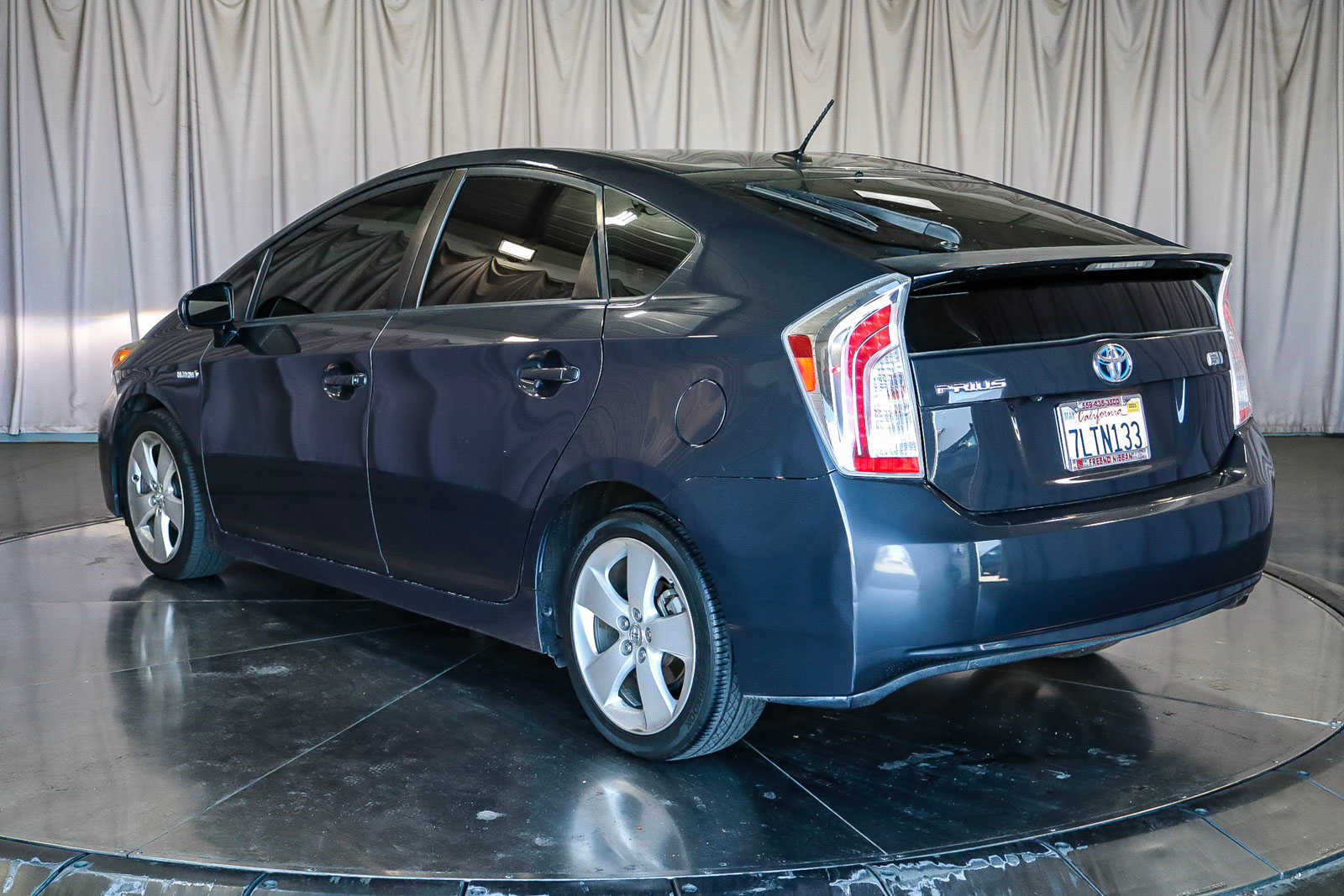 2015 Toyota Prius Five 2