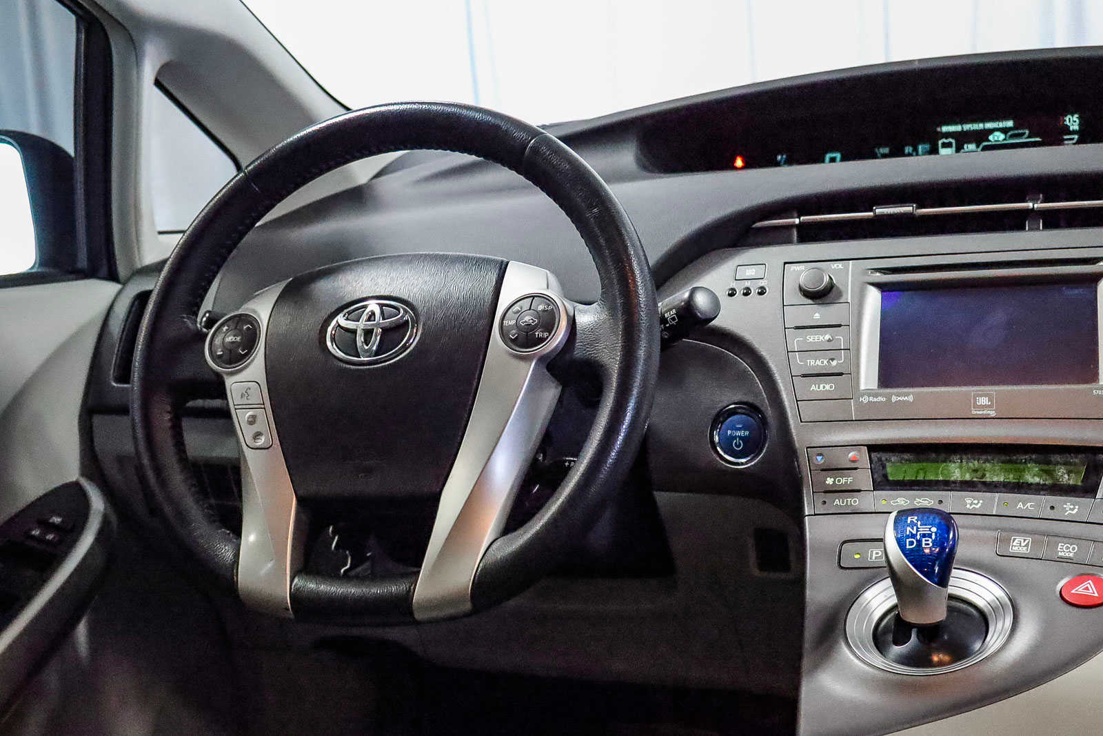 2015 Toyota Prius Five 15