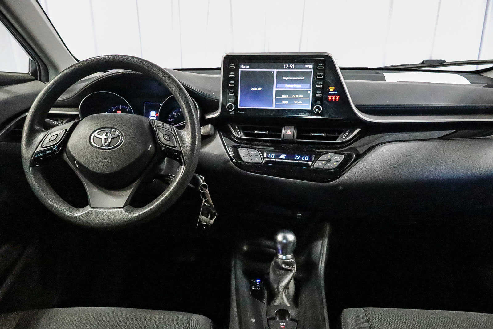 2021 Toyota C-HR LE 12