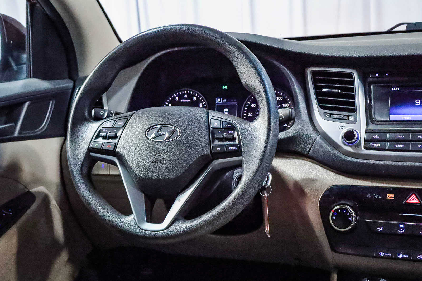 2016 Hyundai Tucson SE 15