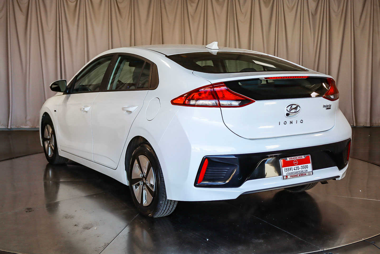 2020 Hyundai IONIQ Hybrid Blue 2