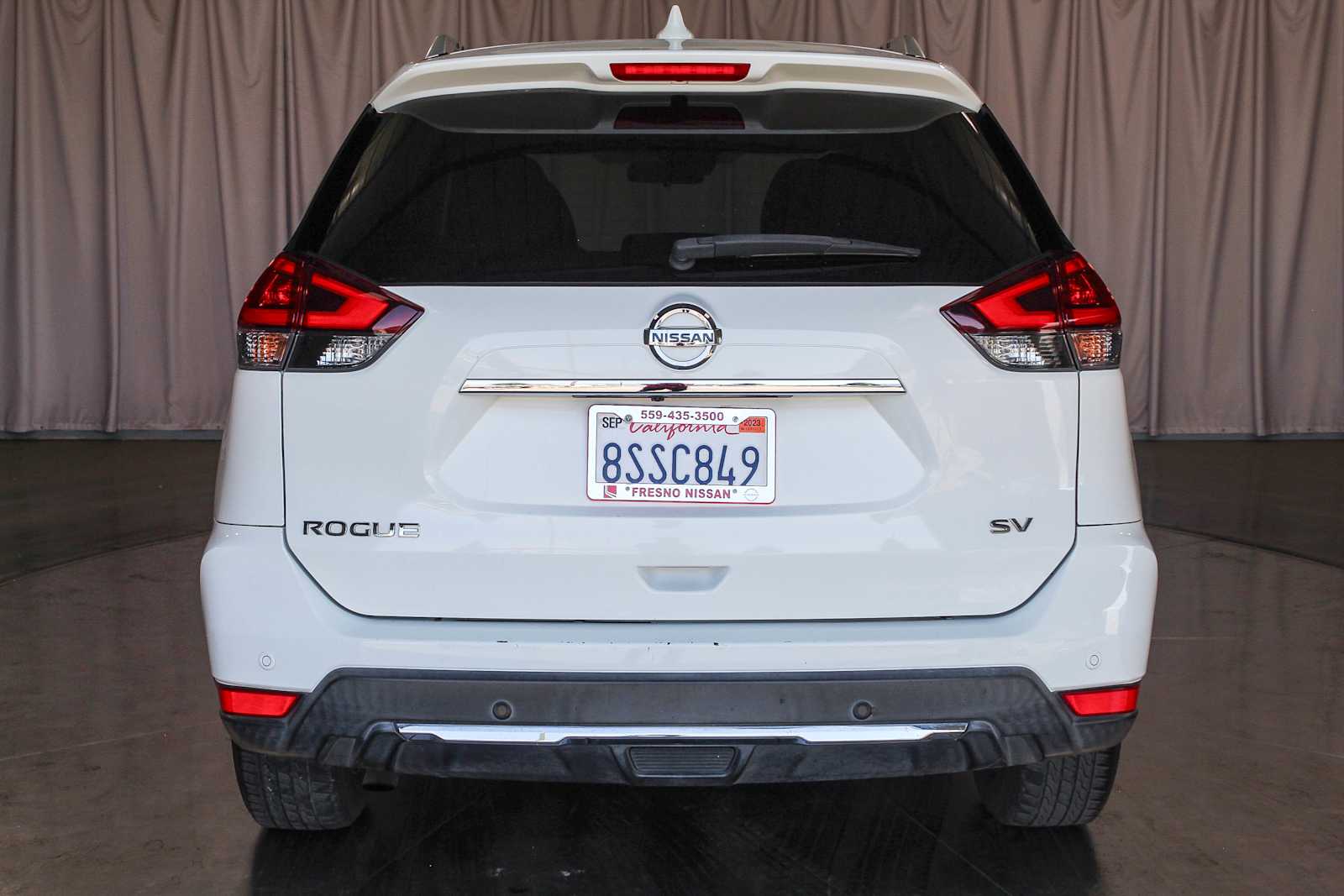 2019 Nissan Rogue SV 3