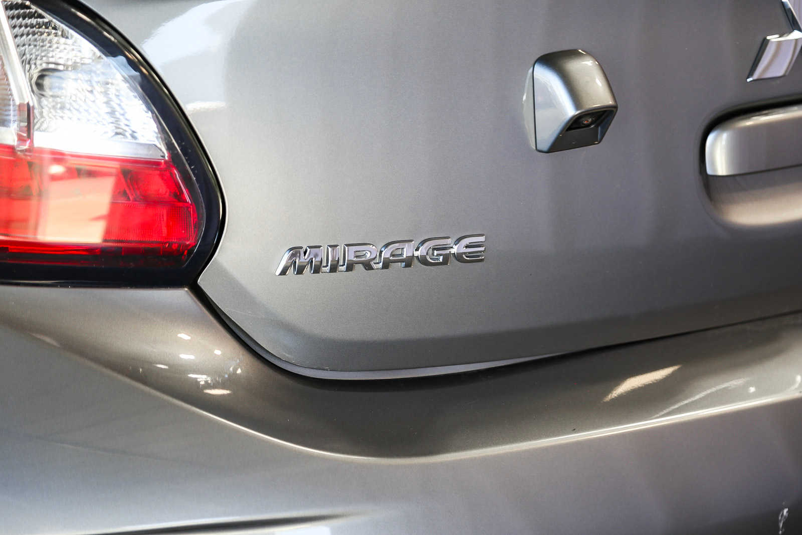 2021 Mitsubishi Mirage ES 13