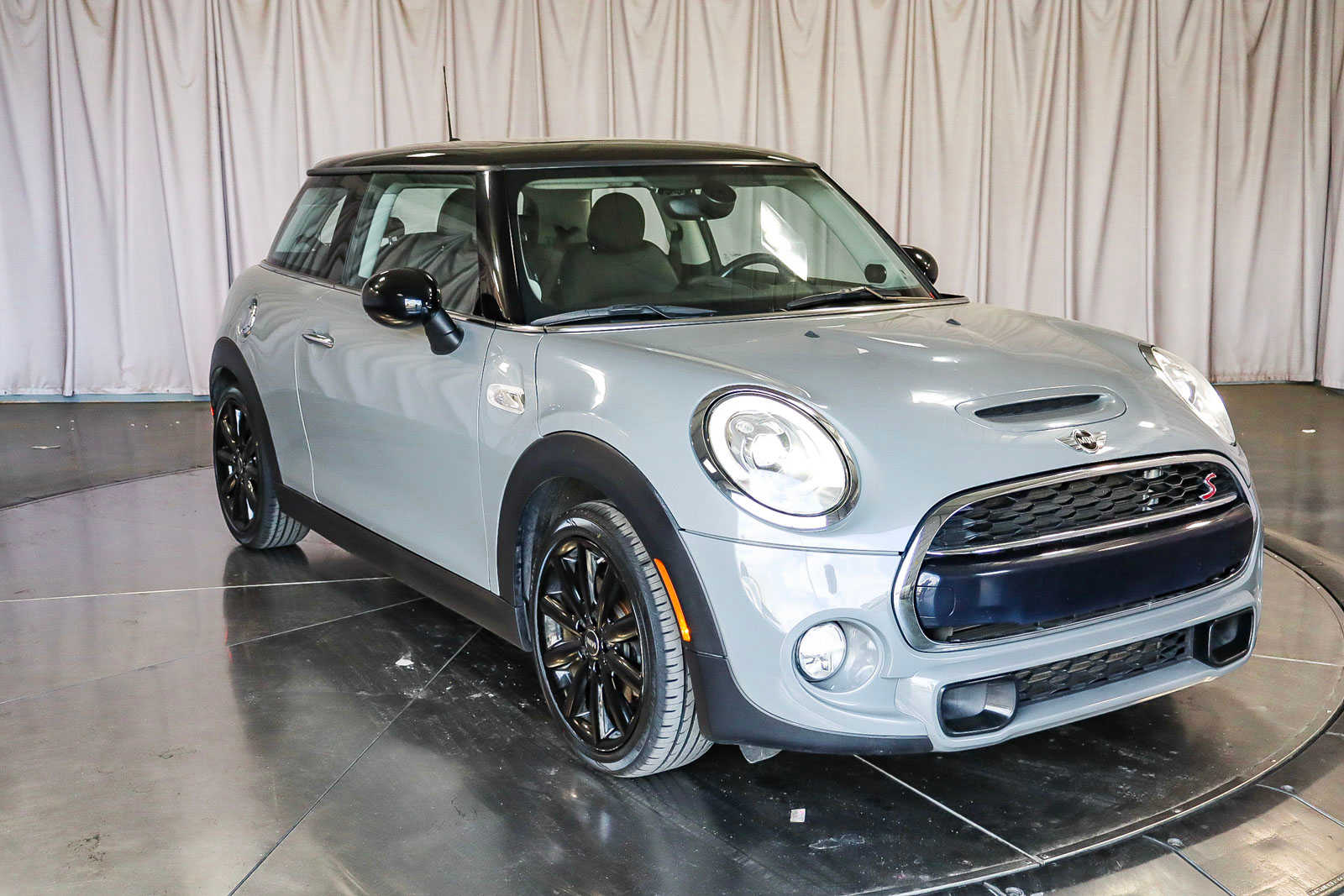 2016 MINI Cooper Hardtop S 5