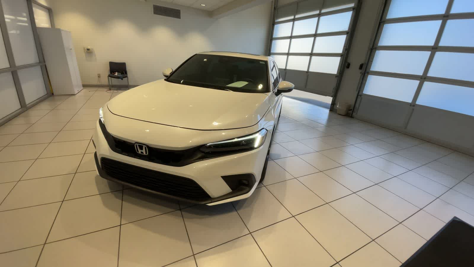 2024 Honda Civic Hatchback Sport Touring 3