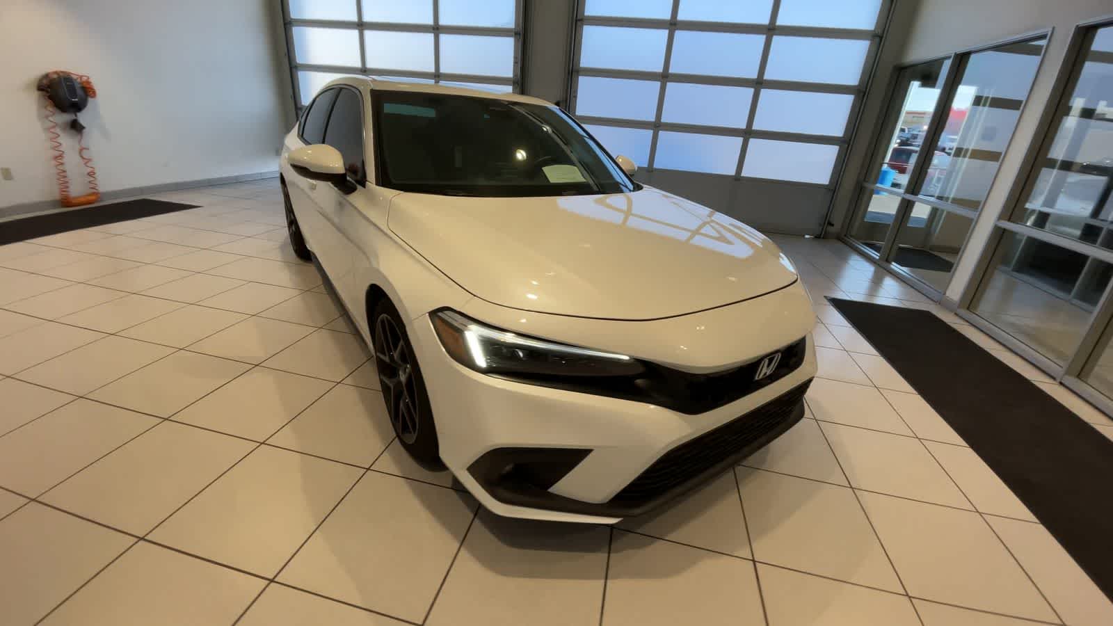 2024 Honda Civic Hatchback Sport Touring 2