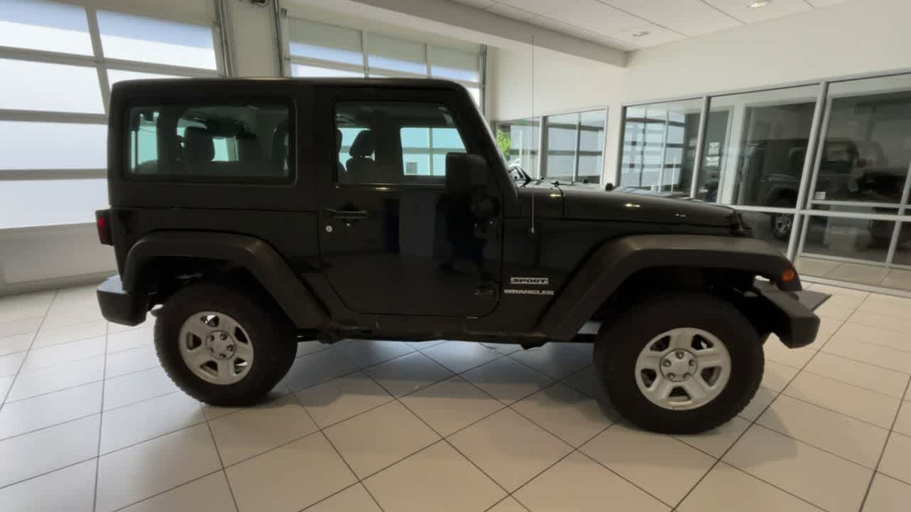 2012 Jeep Wrangler Sport 9