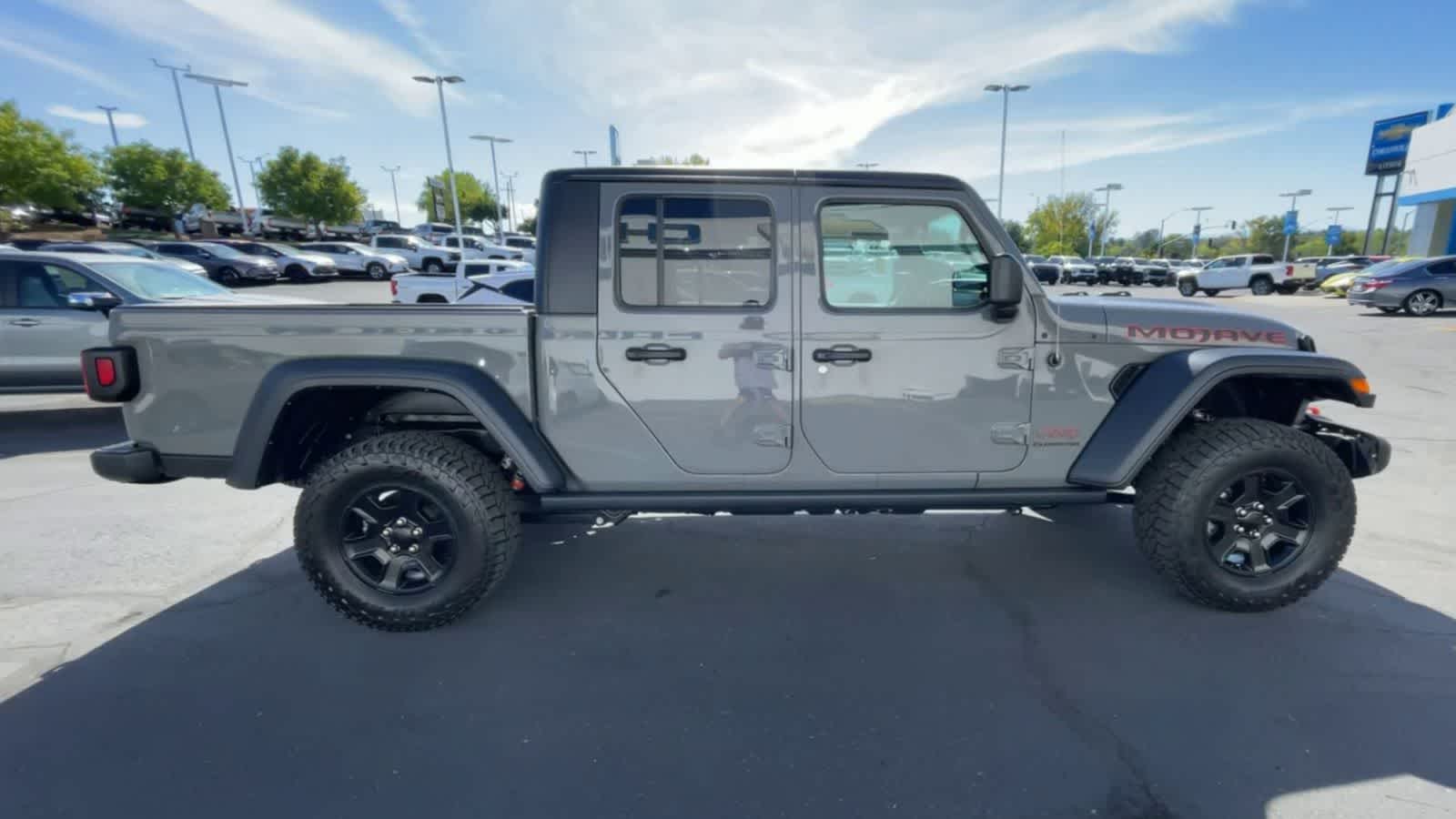 2022 Jeep Gladiator Mojave 4x4 9