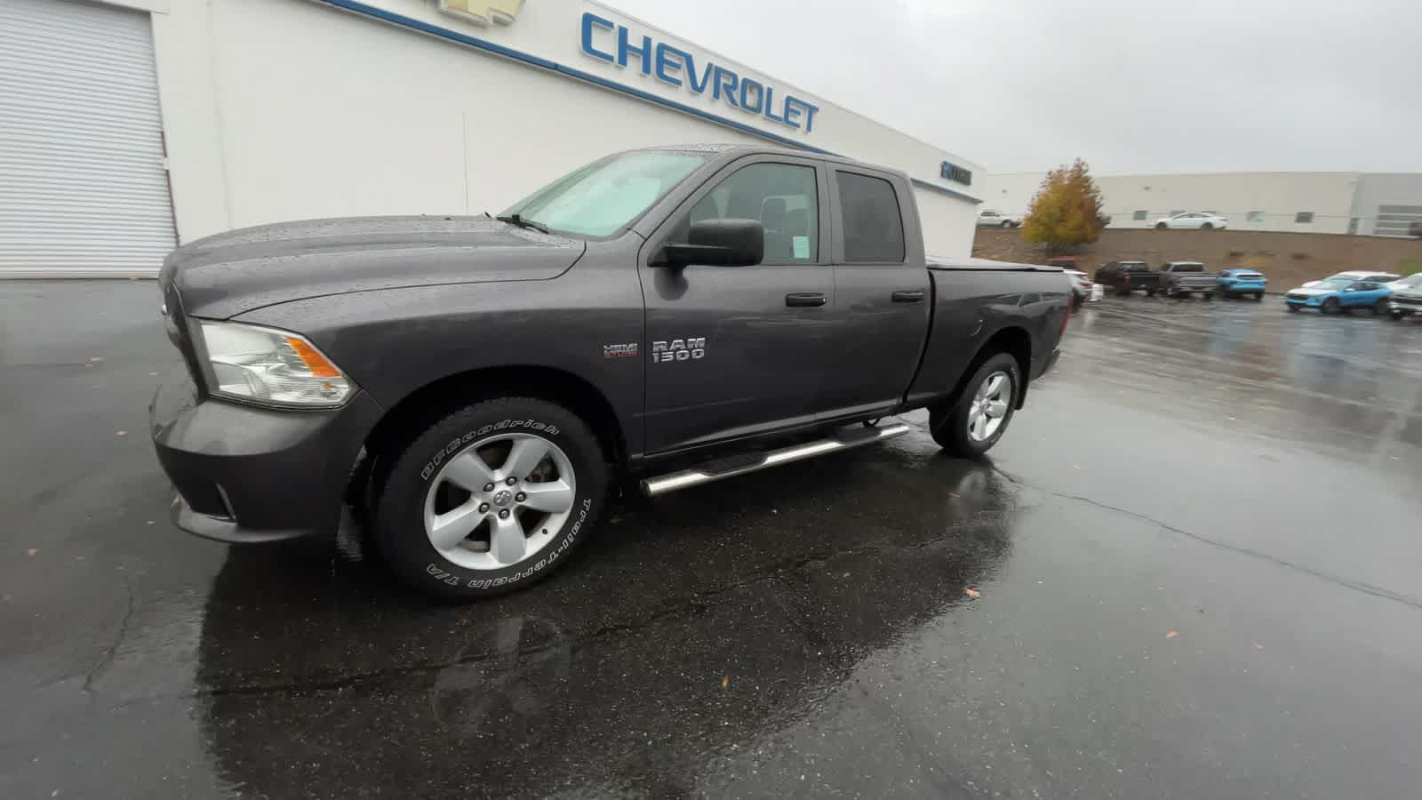 2016 Ram 1500 Express 4WD Quad Cab 140.5 4