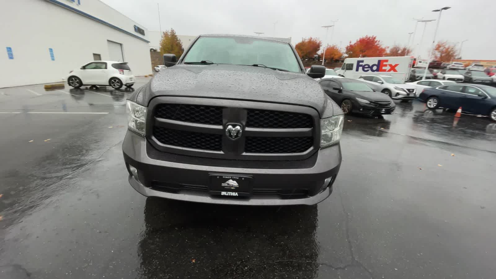 2016 Ram 1500 Express 4WD Quad Cab 140.5 3