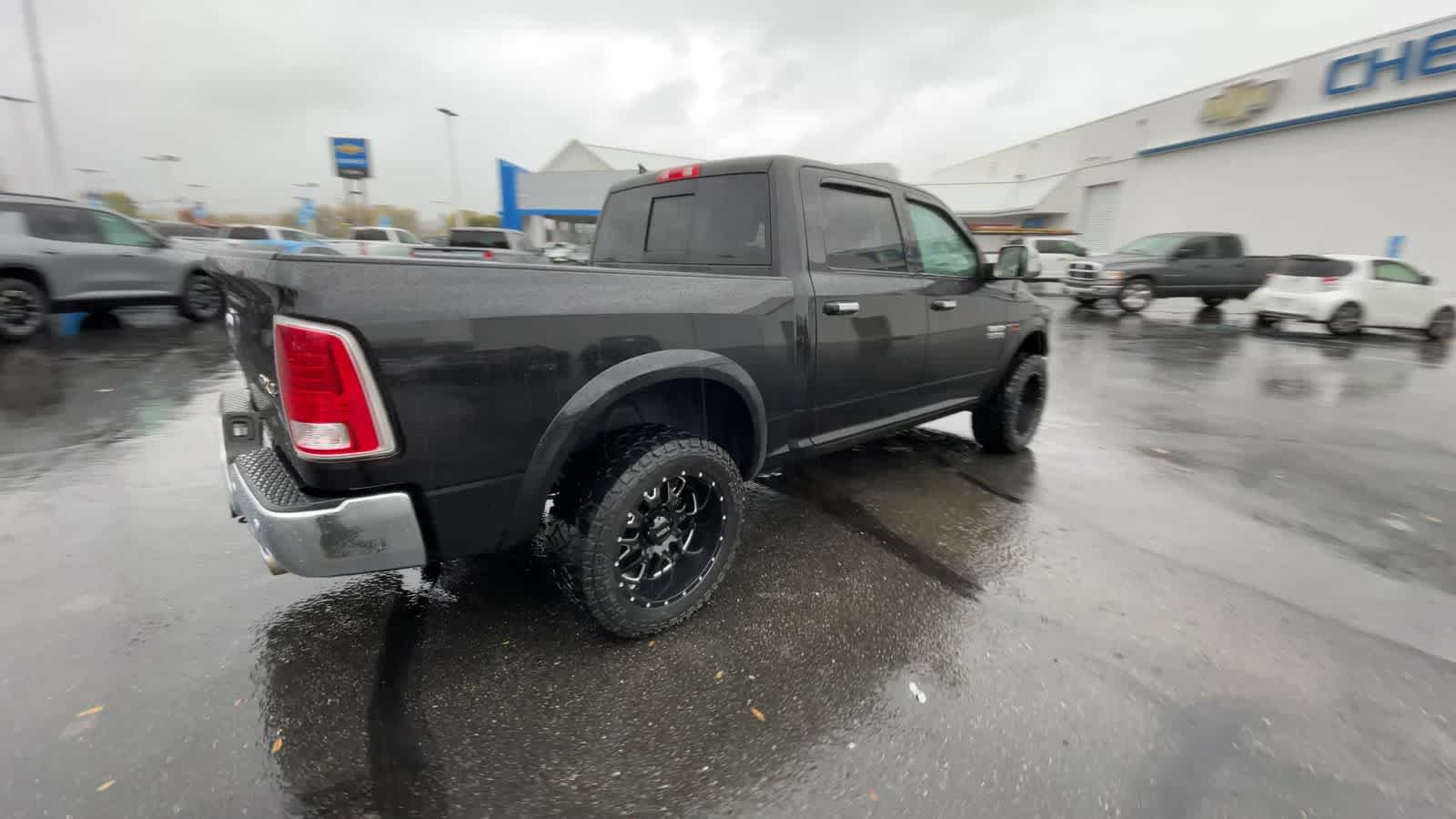 2018 Ram 1500 Laramie 4x4 Crew Cab 57 Box 8