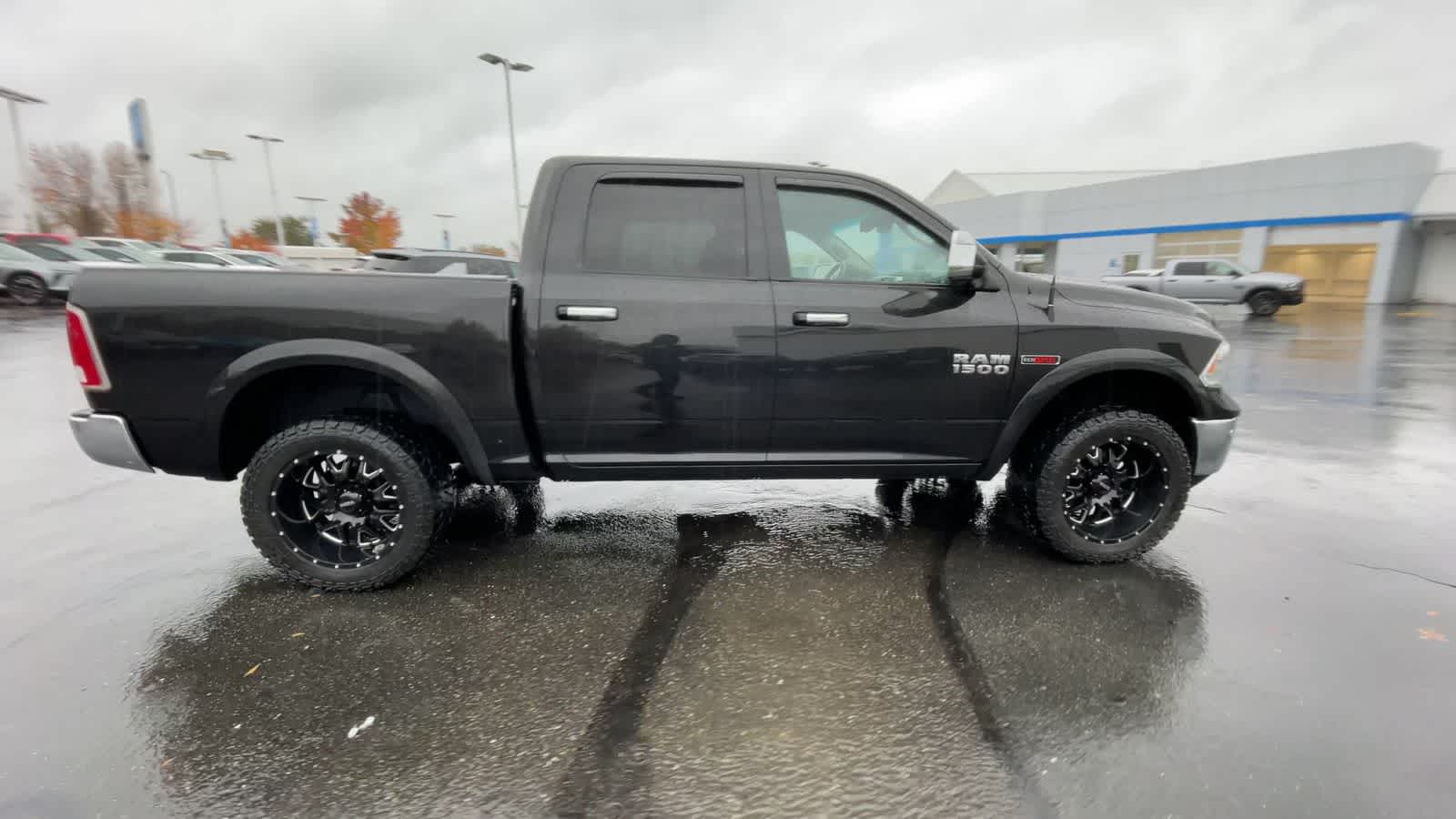 2018 Ram 1500 Laramie 4x4 Crew Cab 57 Box 9