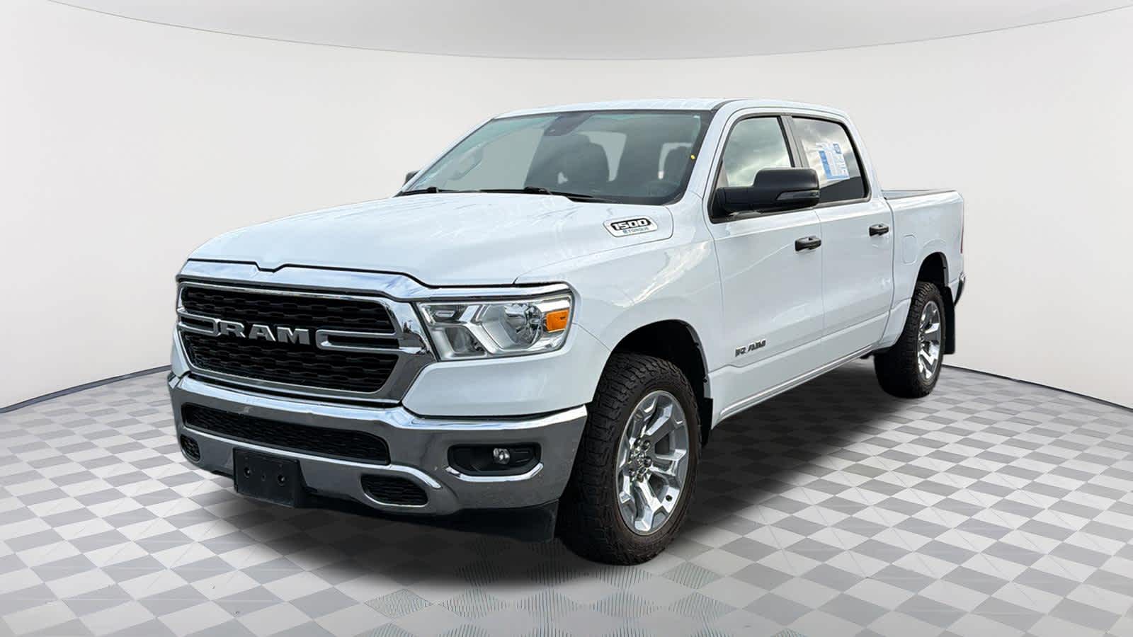 Bright White Clearcoat 2023 RAM 1500 Big Horn Crew Cab 4WD Pickup Truck Four-Wheel Drive 8-Speed Automatic