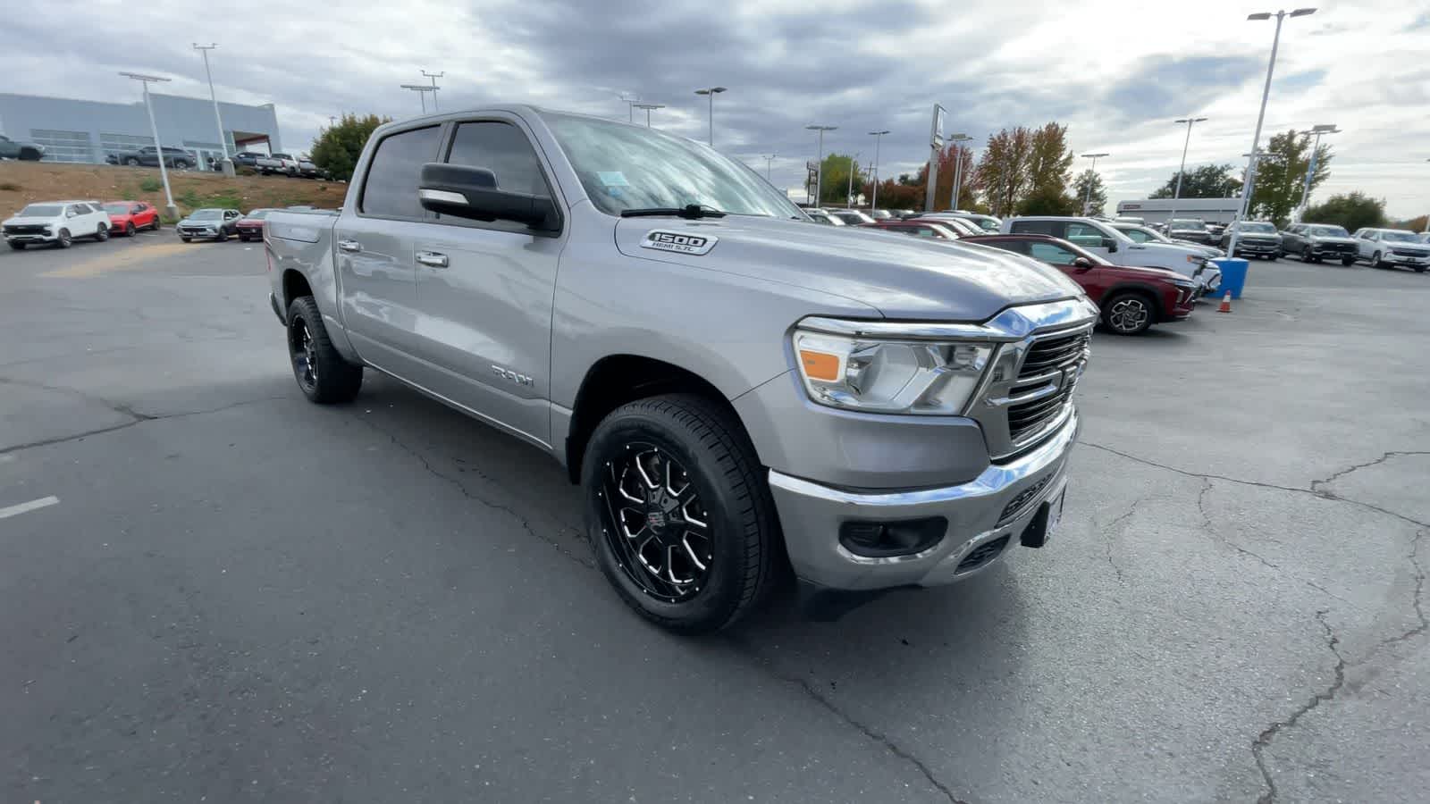 2020 Ram 1500 Big Horn 4x4 Crew Cab 57 Box 2