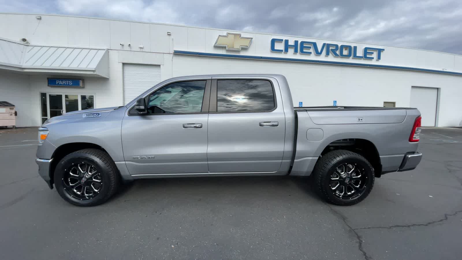 2020 Ram 1500 Big Horn 4x4 Crew Cab 57 Box 5