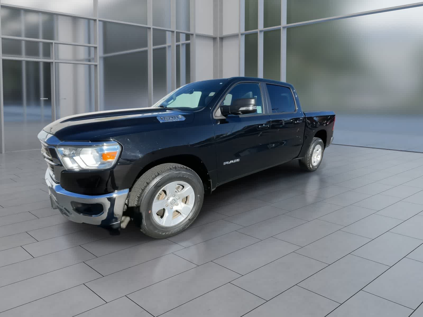 2021 Ram 1500 Big Horn 4x4 Crew Cab 57 Box 4