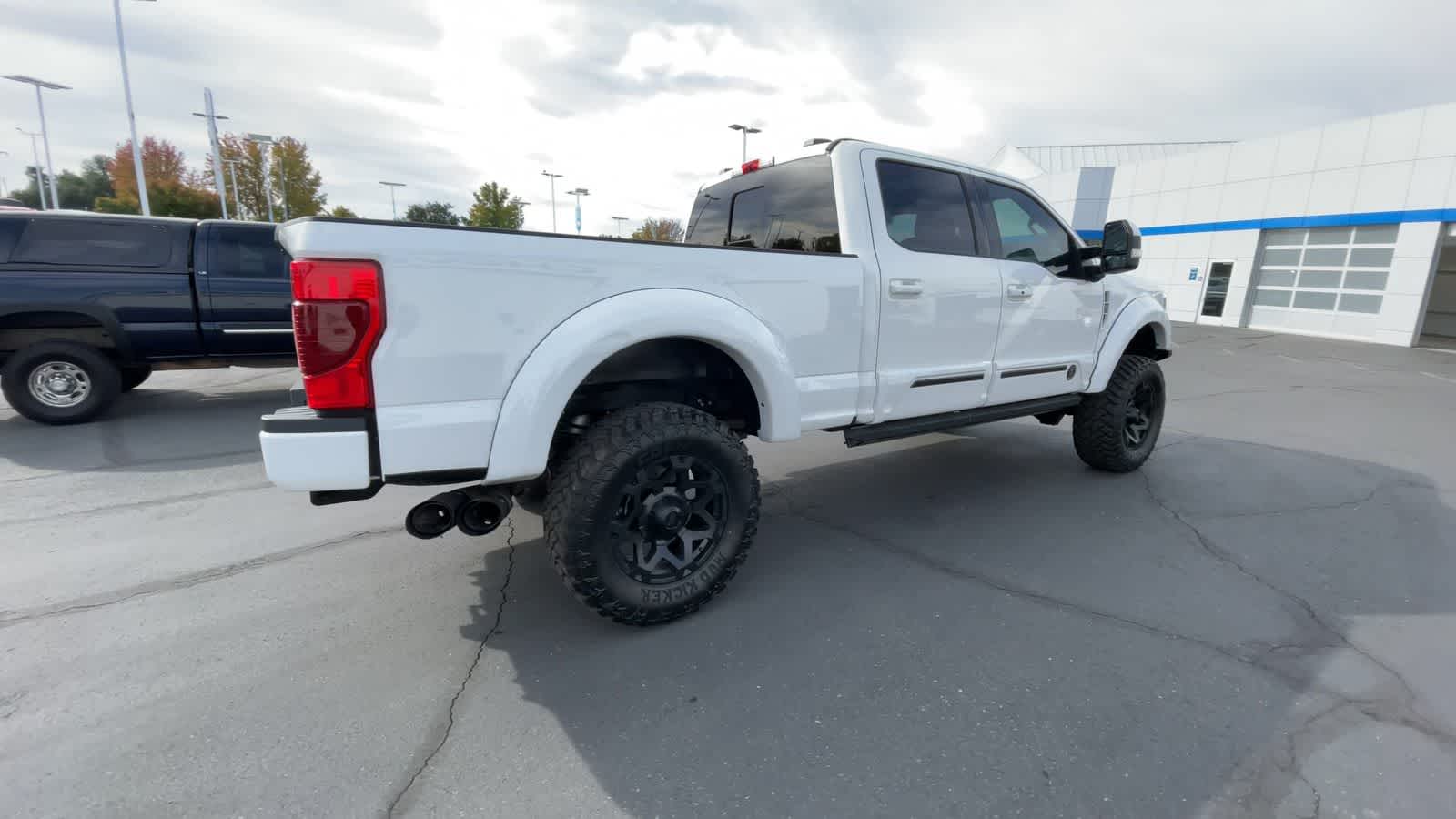 2021 Ford Super Duty F-250 SRW LARIAT 4WD Crew Cab 6.75 Box 8