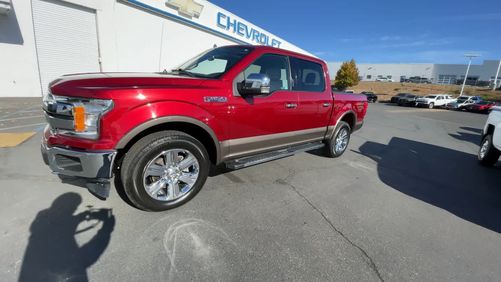 2019 Ford F-150 LARIAT 4WD SuperCrew 5.5 Box 4