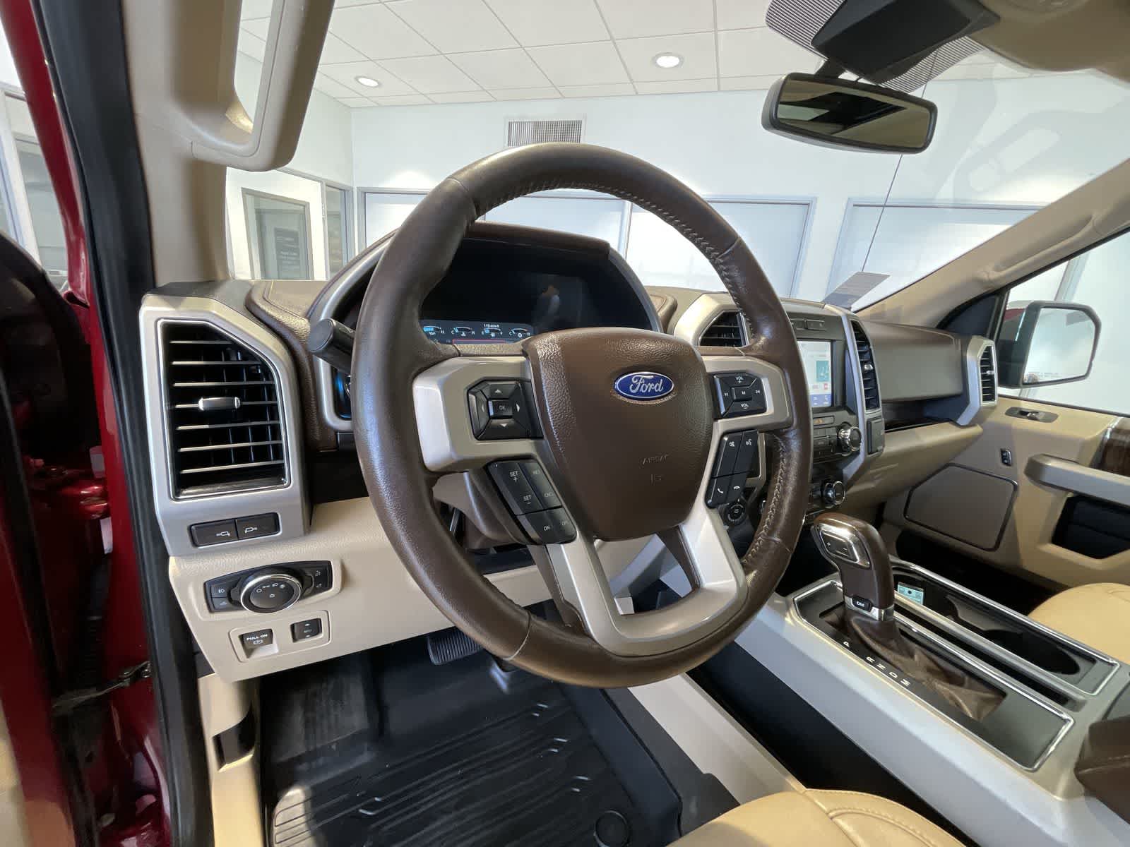 2019 Ford F-150 LARIAT 4WD SuperCrew 5.5 Box 10