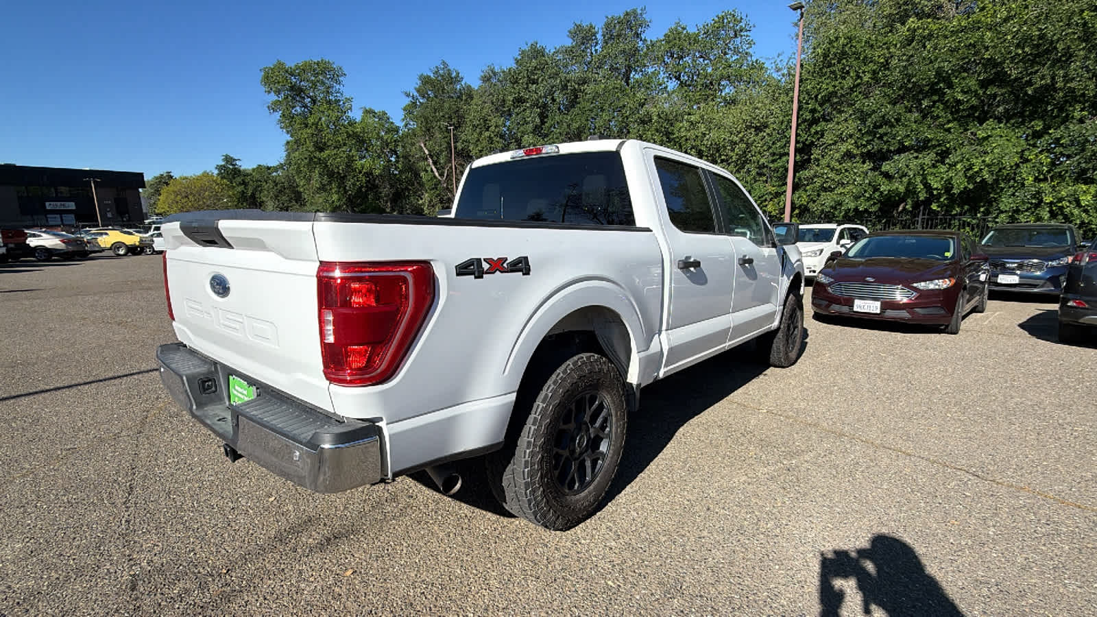 View vehicle photo 5