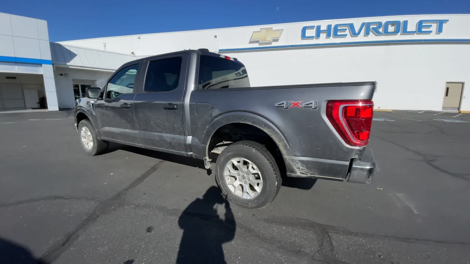 2023 Ford F-150 XLT 4WD SuperCrew 5.5 Box 6