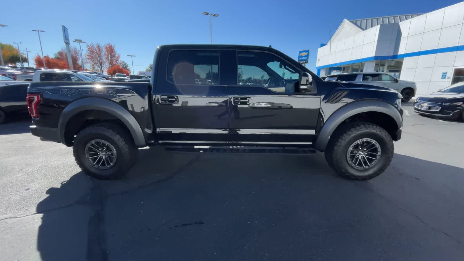 2019 Ford F-150 Raptor 4WD SuperCrew 5.5 Box 9