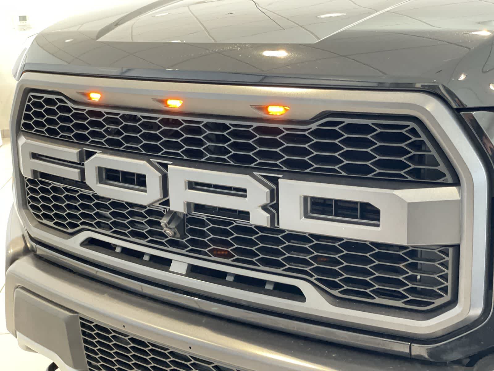 2019 Ford F-150 Raptor 4WD SuperCrew 5.5 Box 32