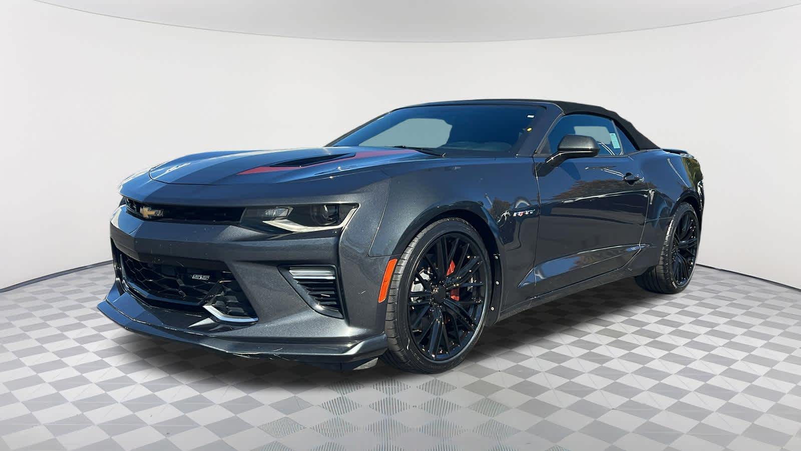 Nightfall Gray Metallic 2017 Chevrolet Camaro Convertible Rear-Wheel Drive 8-Speed Automatic
