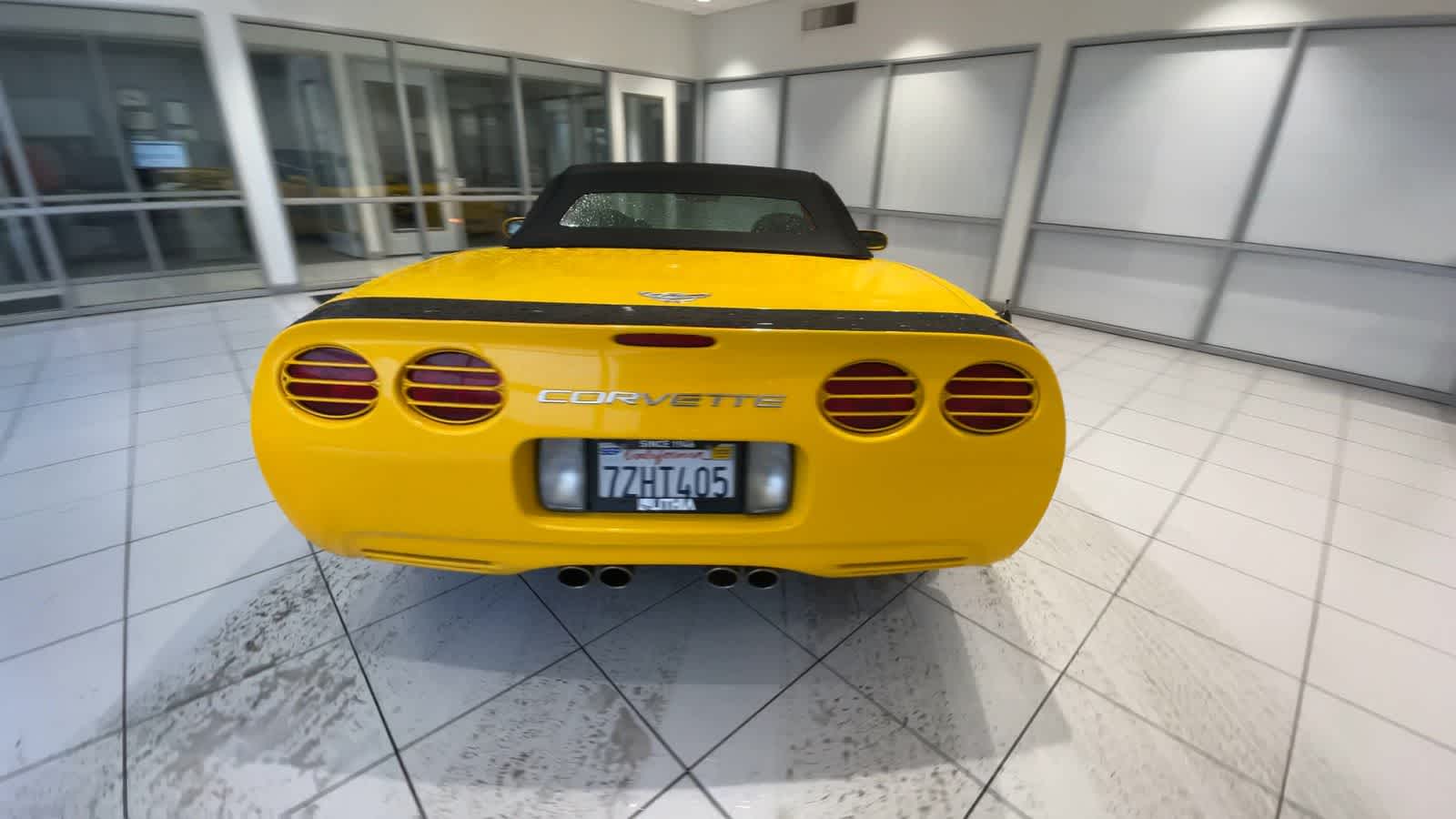 2003 Chevrolet Corvette  7