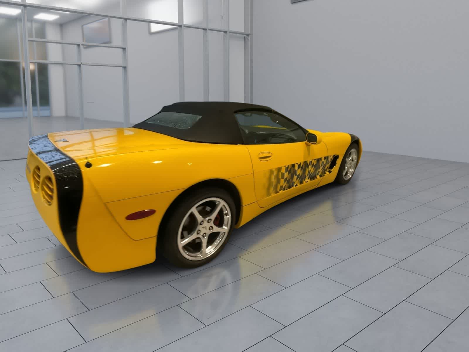 2003 Chevrolet Corvette  8