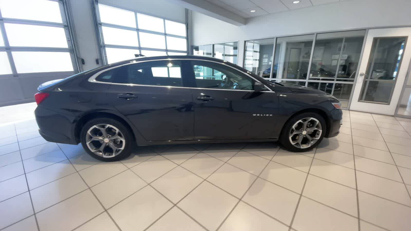 2023 Chevrolet Malibu LT 9