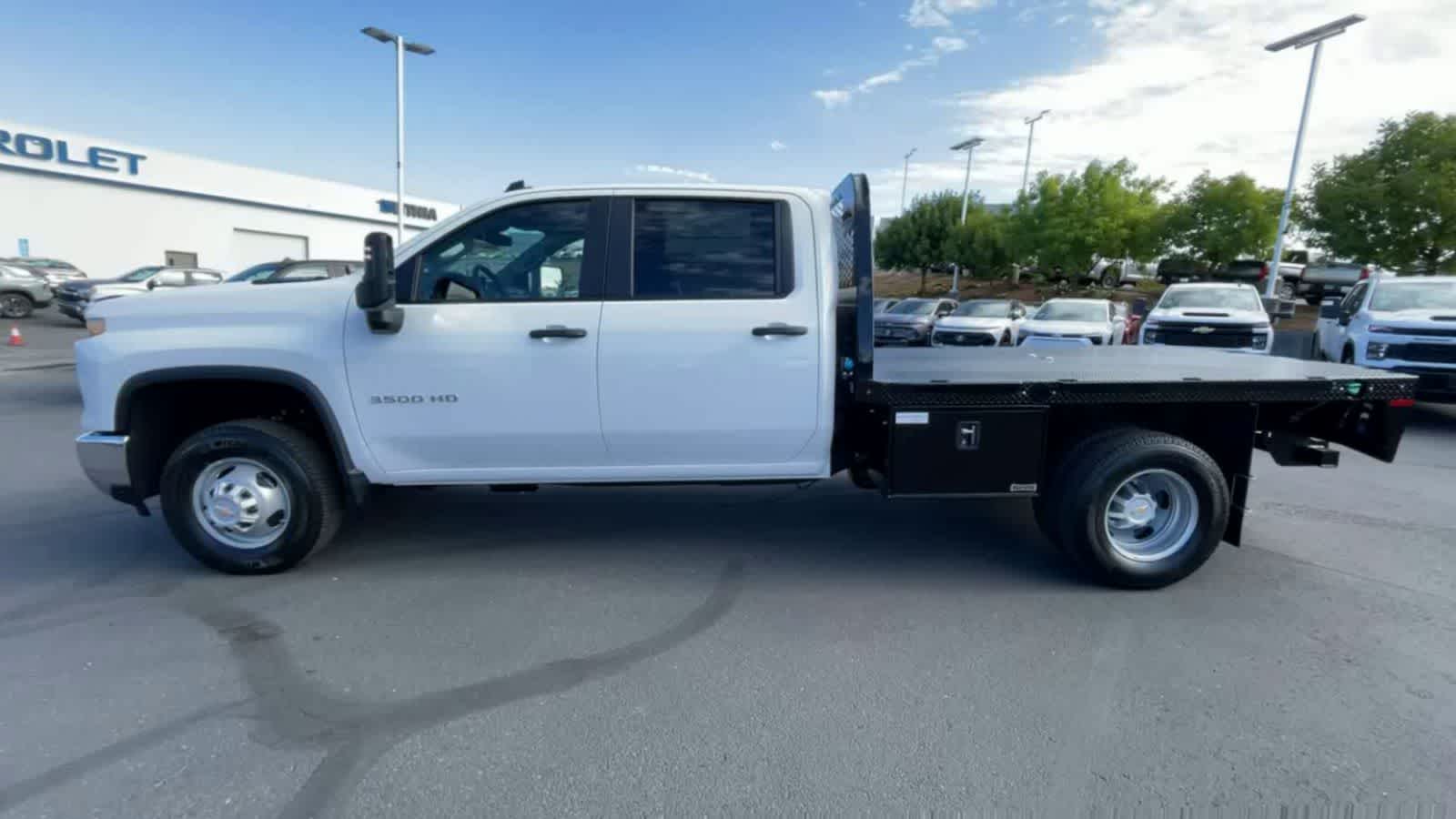 2024 Chevrolet Silverado 3500HD Work Truck 4WD Crew Cab 177 WB, 60 CA 5