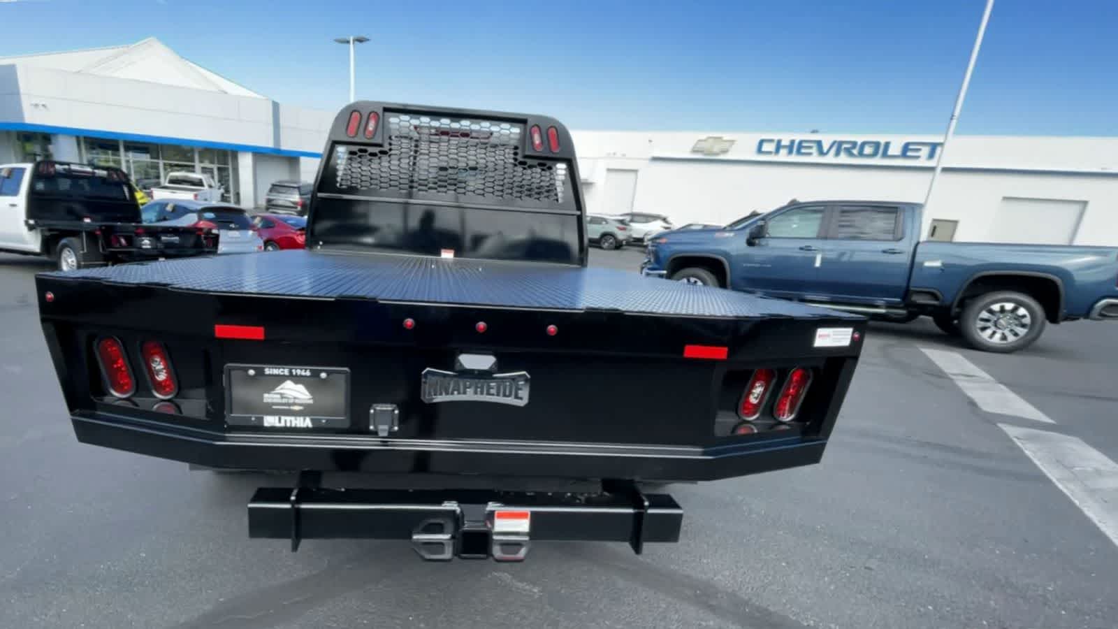 2024 Chevrolet Silverado 3500HD Work Truck 4WD Crew Cab 177 WB, 60 CA 7