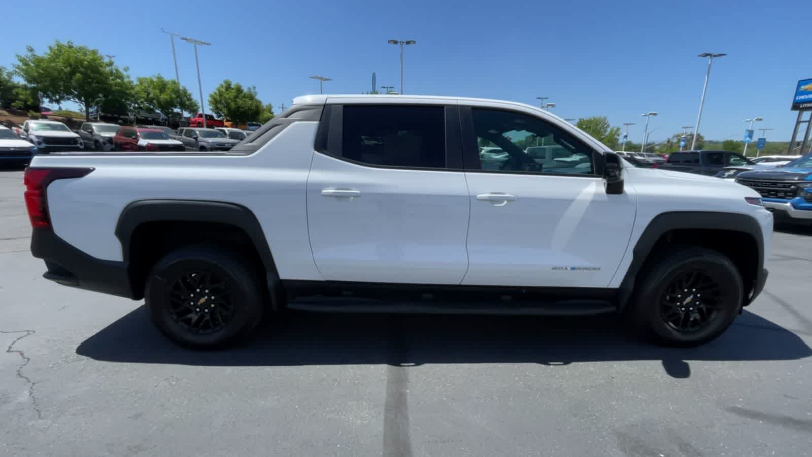 2024 Chevrolet Silverado EV Work Truck e4WD Crew Cab 9