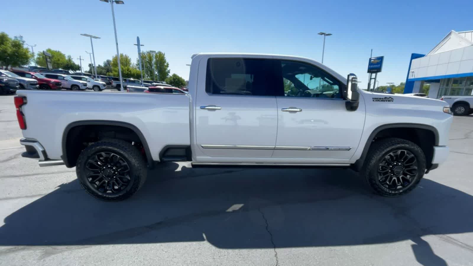 2025 Chevrolet Silverado 2500HD High Country 4WD Crew Cab 159 9