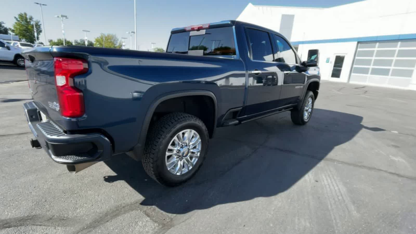 2021 Chevrolet Silverado 2500HD High Country 4WD Crew Cab 159 8